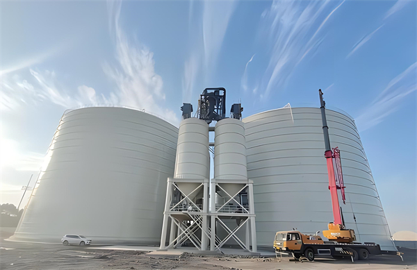 裕安大型钢板库